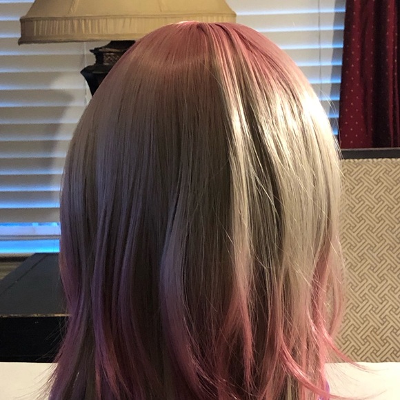 Long Synthetic Wig - Picture 5 of 15